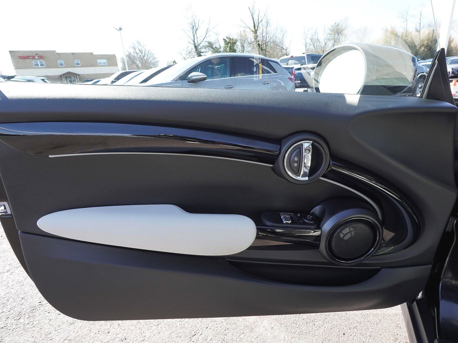 Used 2023 MINI Cooper SE image 9