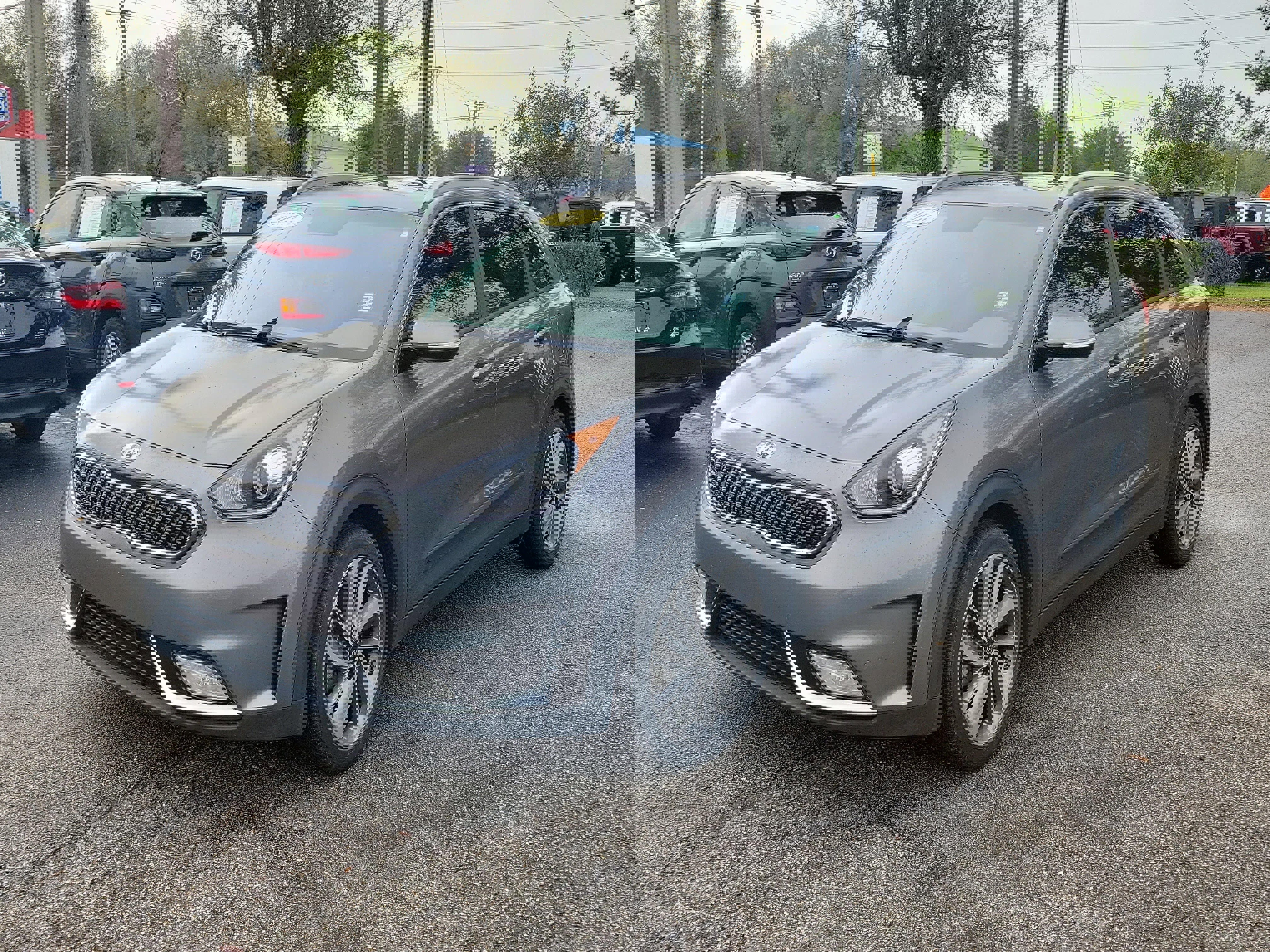 Used 2017 Kia Niro Touring image 3