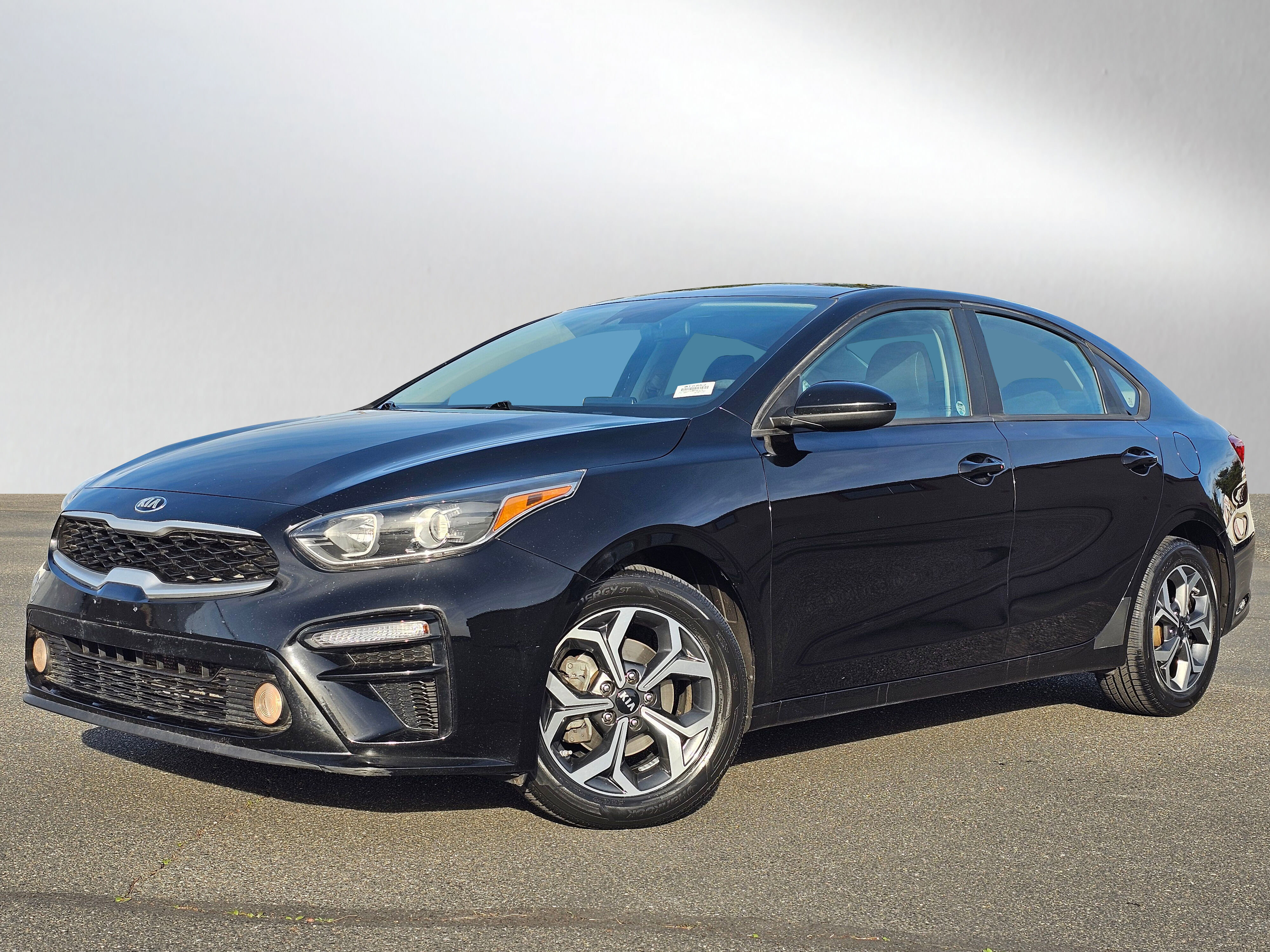 Used 2021 Kia Forte LXS image 1