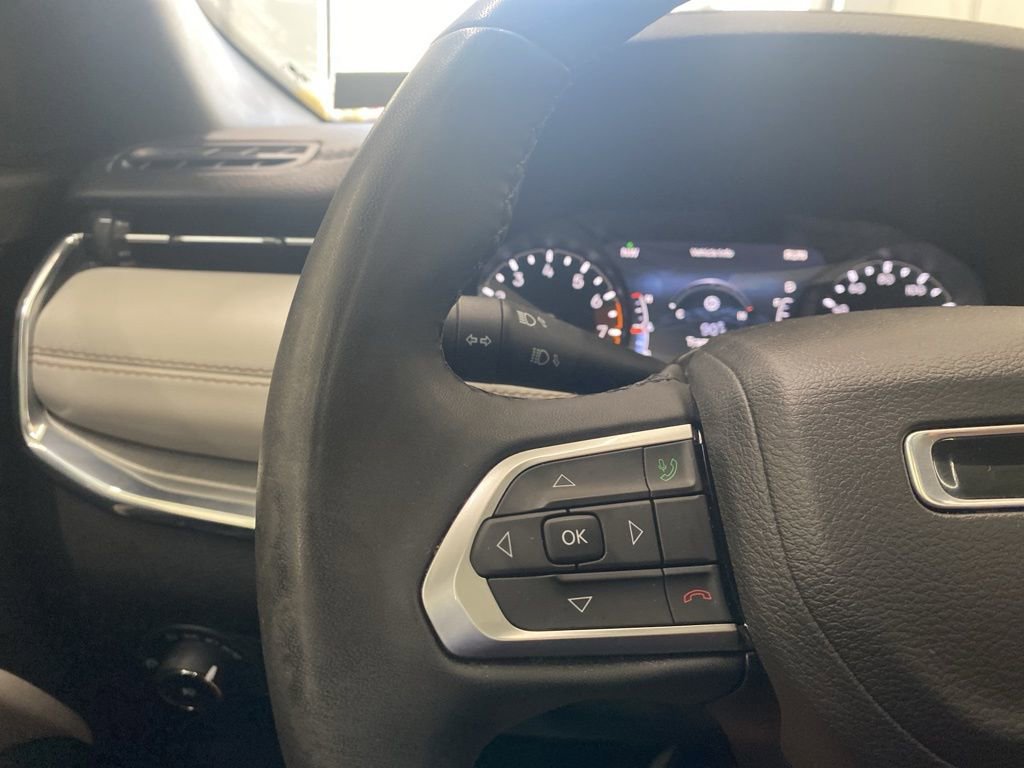 Certified 2023 Jeep Compass Limited w/ Sun and Sound Group image 22