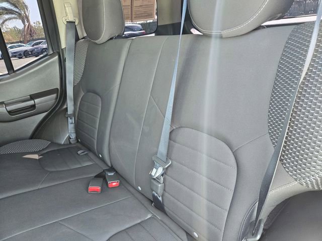 Used 2015 Nissan Xterra PRO-4X AWD/4WD image 10