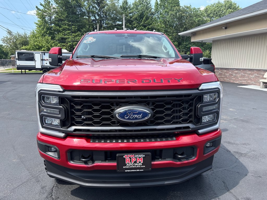 Used 2023 Ford F250 Lariat w/ Sport Appearance Package AWD/4WD image 2