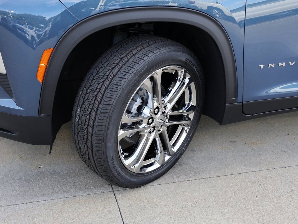 New 2026 Chevrolet Traverse LT w/ LPO, Floor Liner Package image 38