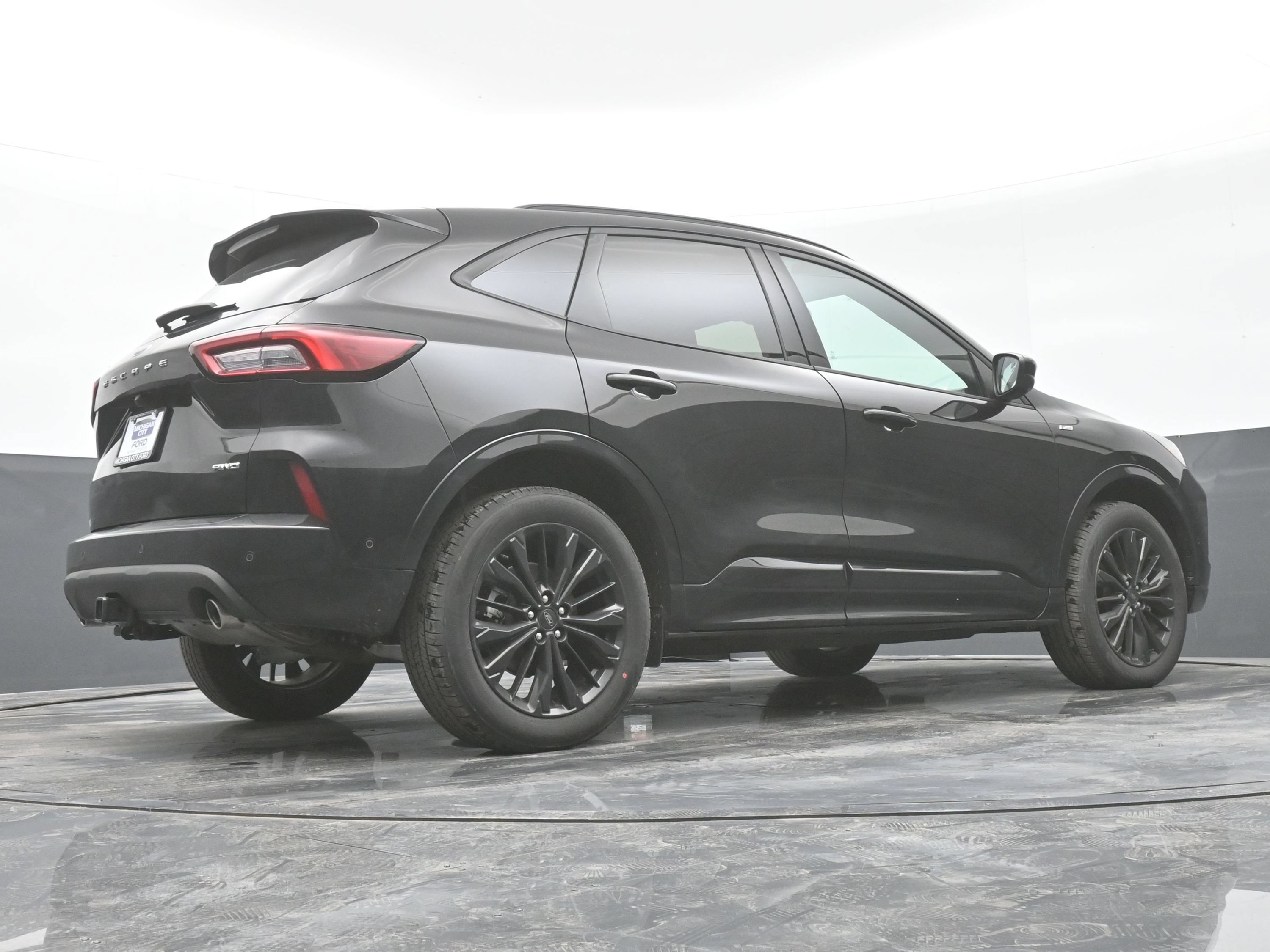 Used 2024 Ford Escape ST-Line Elite w/ Premium Technology Package AWD/4WD image 39