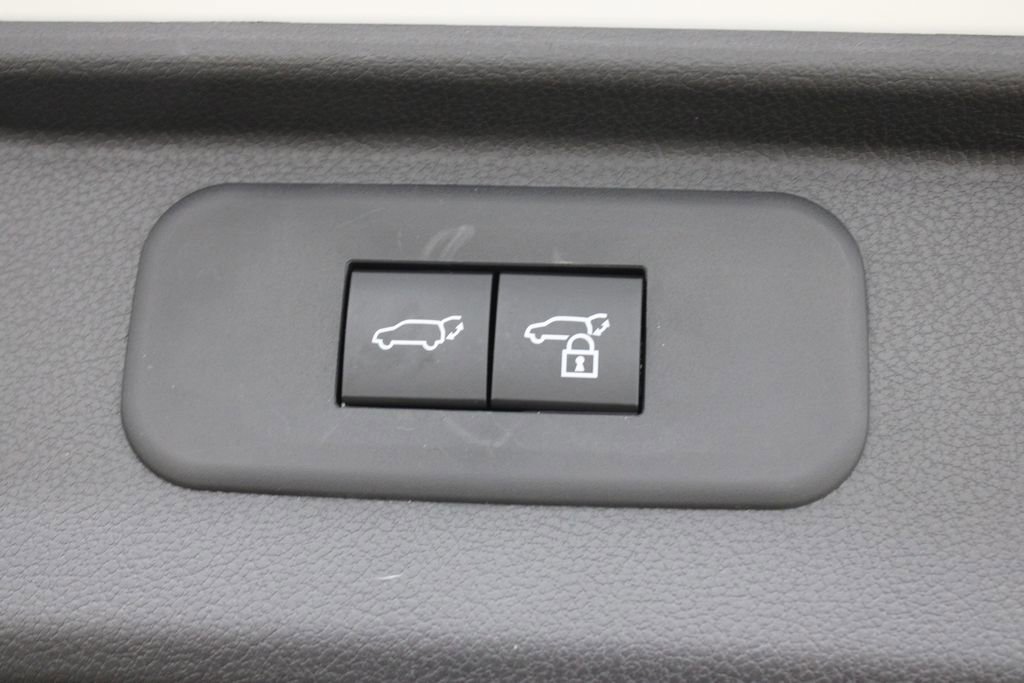 Used 2024 Toyota Grand Highlander Limited image 31