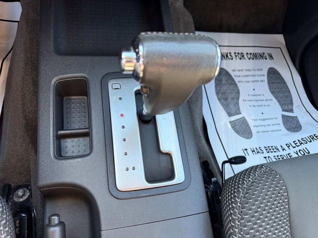 Used 2015 Nissan Frontier PRO-4X image 37