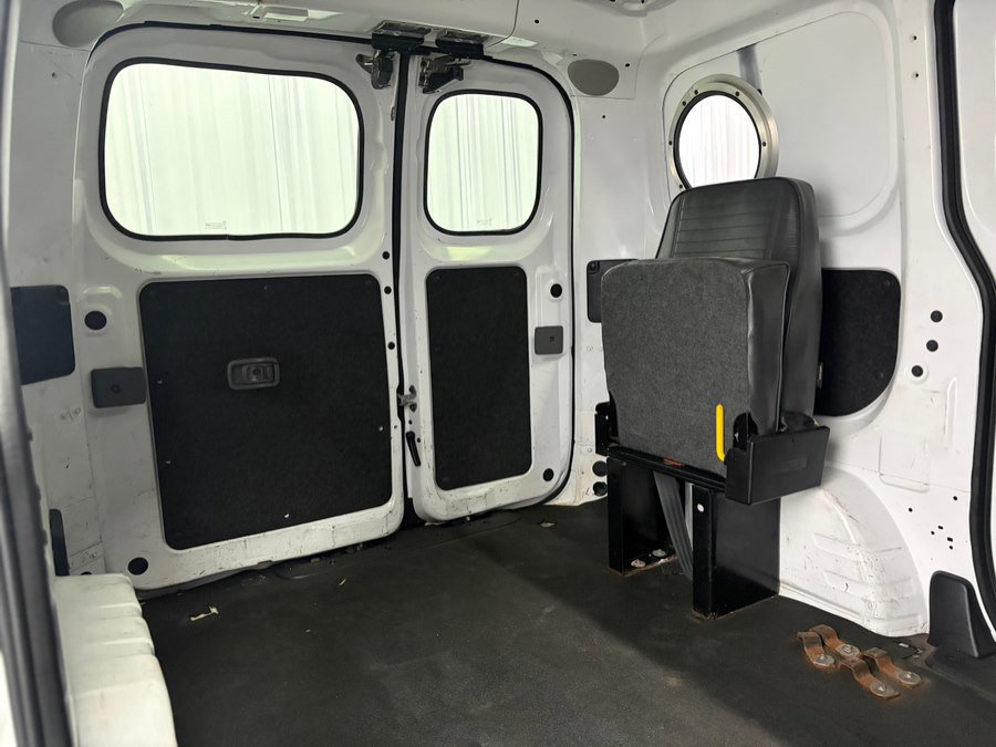 Used 2019 Nissan NV200 S FWD image 20