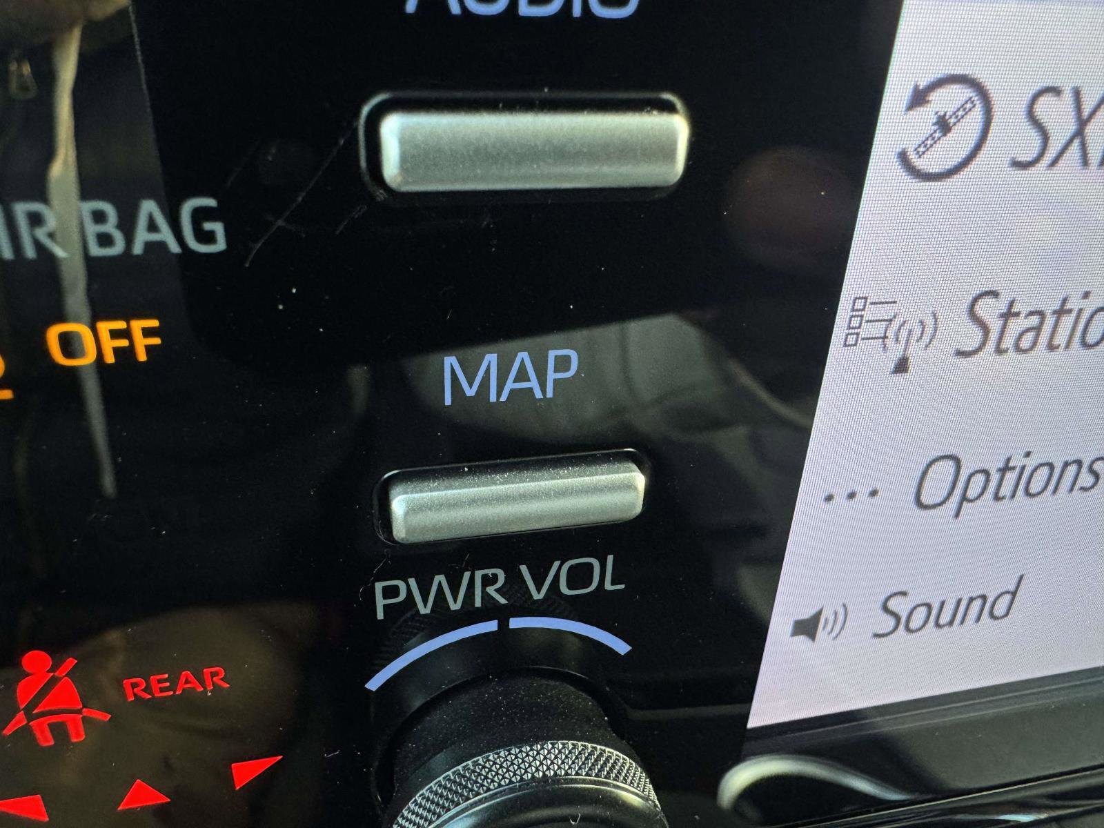 Certified 2023 Toyota Sienna LE image 26