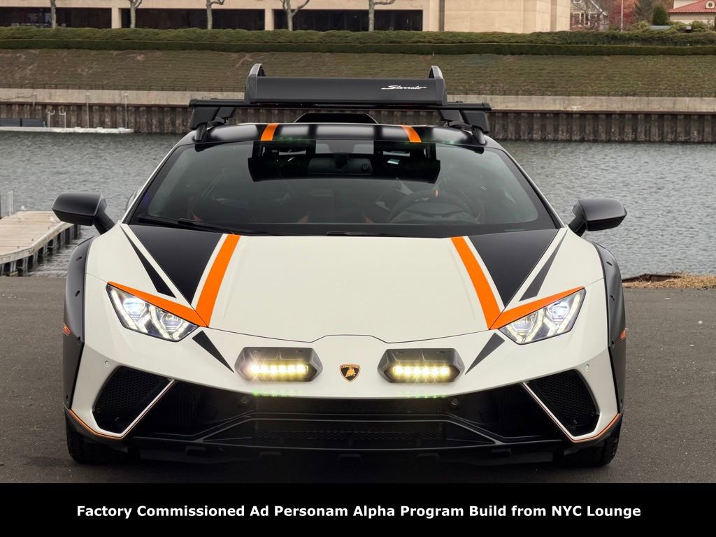 Used 2024 Lamborghini Huracan Sterrato image 9