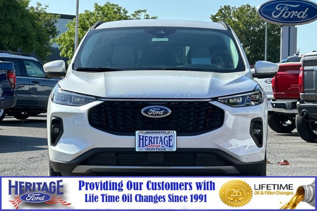 New 2025 Ford Escape SE w/ PHEV Premium Package image 6