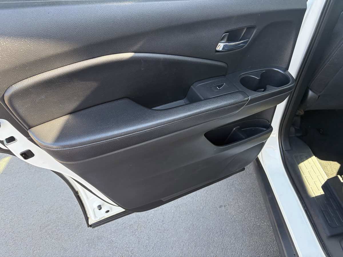 Used 2019 Honda Pilot LX image 17
