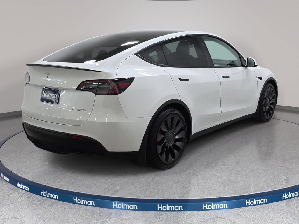 Used 2024 Tesla Model Y Performance AWD/4WD image 6