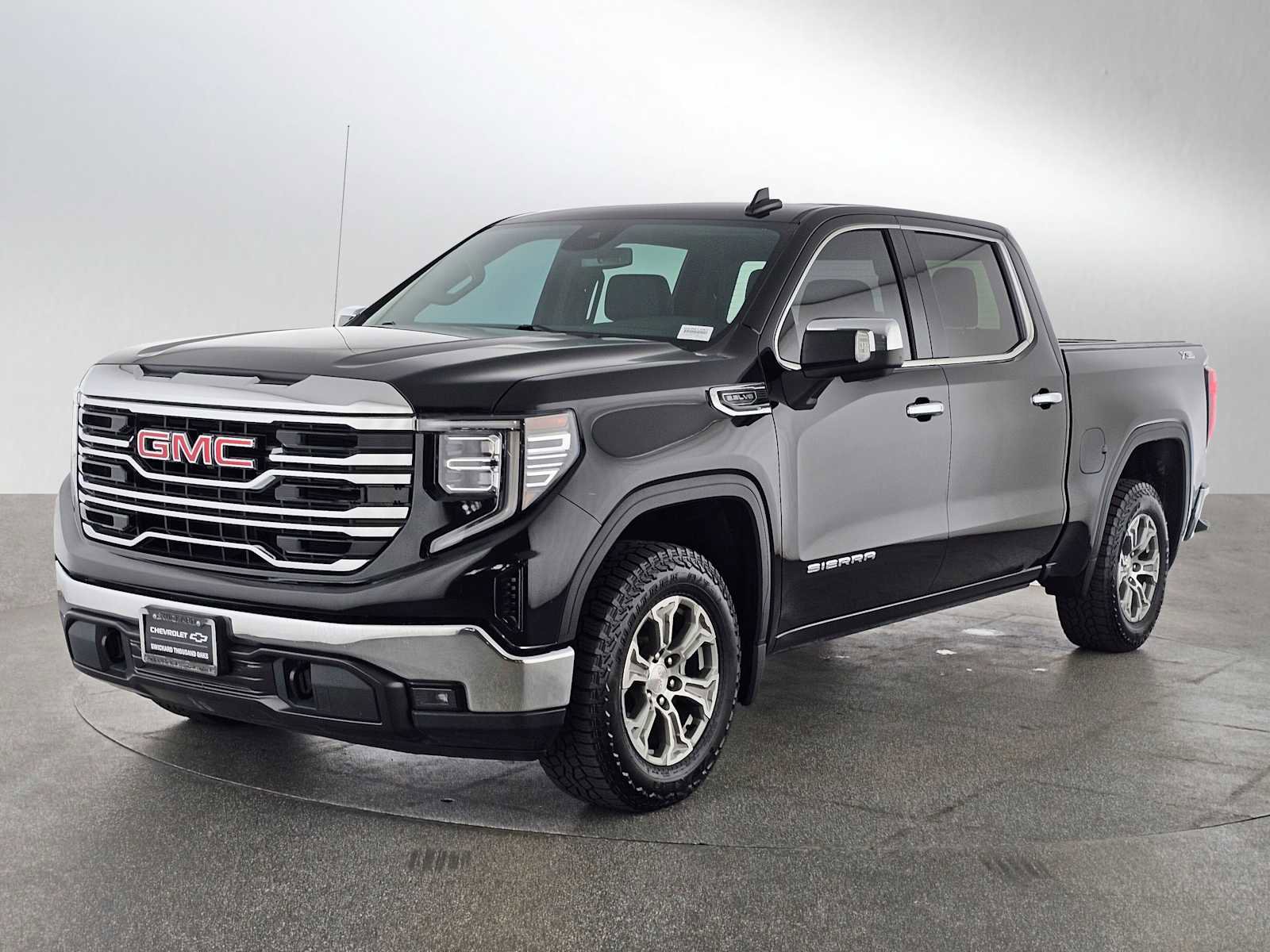 Used 2022 GMC Sierra 1500 SLT w/ SLT Convenience Package image 7