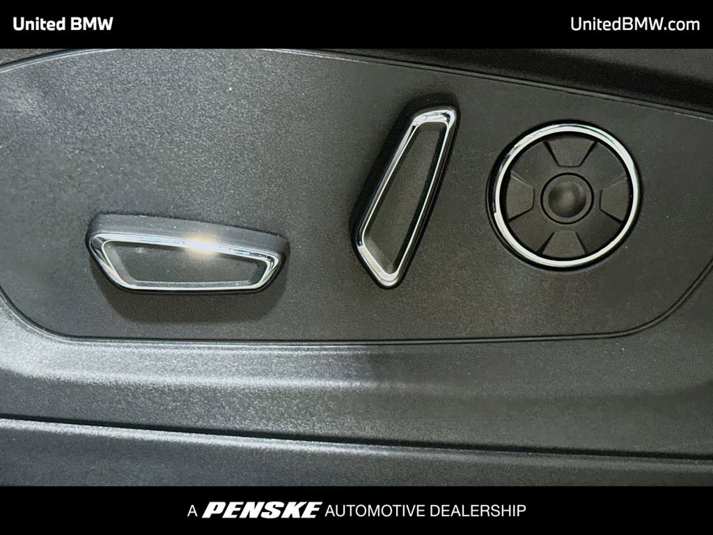 Used 2020 Ford Explorer Platinum w/ Premium Technology Package image 4