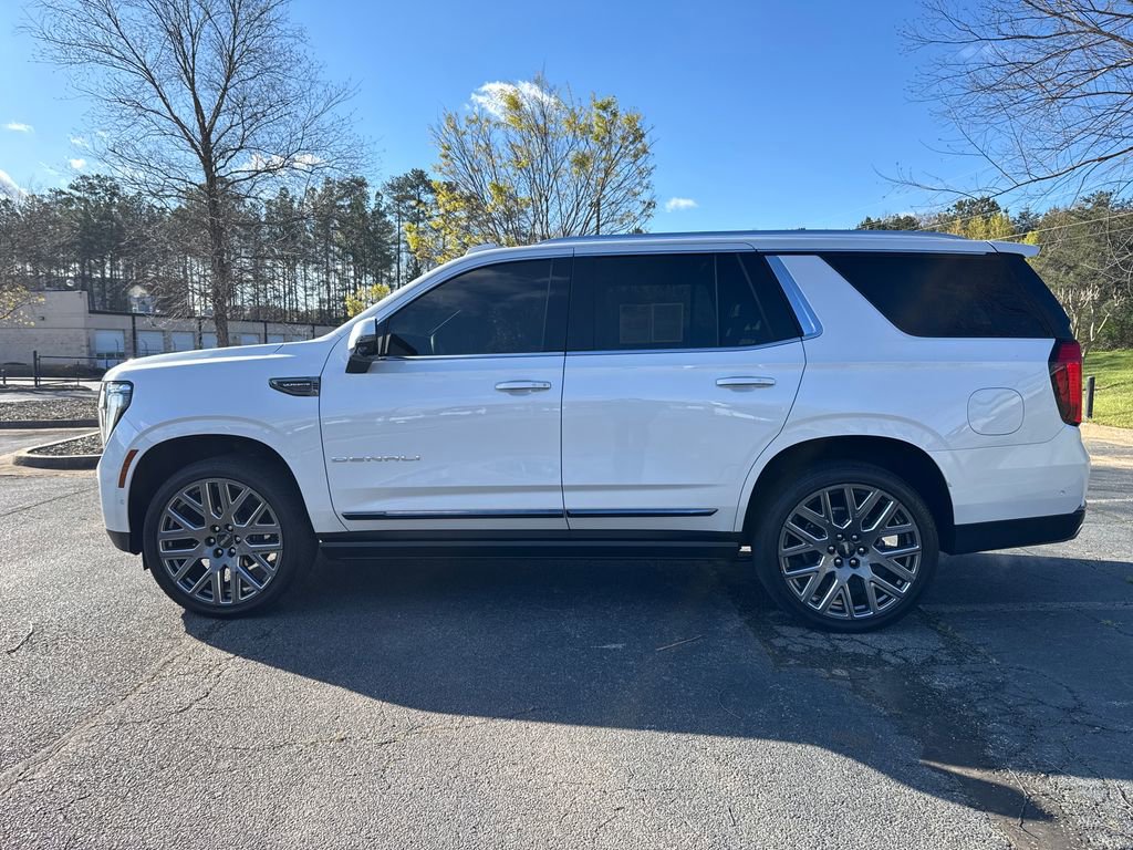 Used 2025 GMC Yukon Denali Ultimate w/ LPO, Floor Liner Package image 10