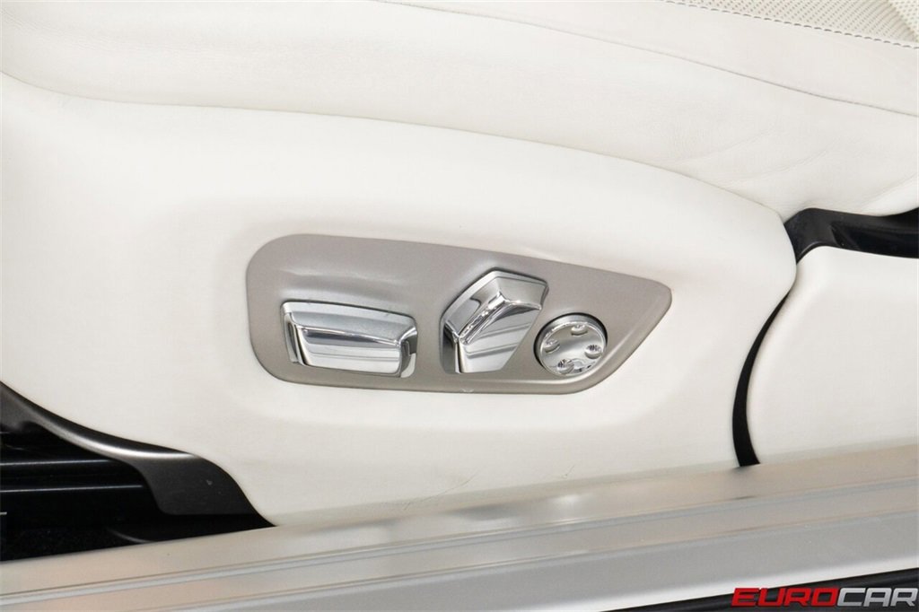 Used 2018 Rolls-Royce Dawn image 48