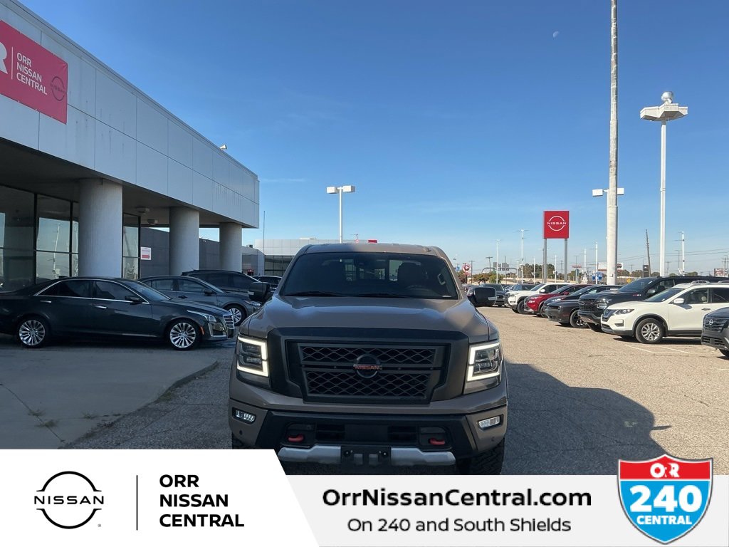 Used 2021 Nissan Titan PRO-4X w/ Pro-4x Convenience Package image 2