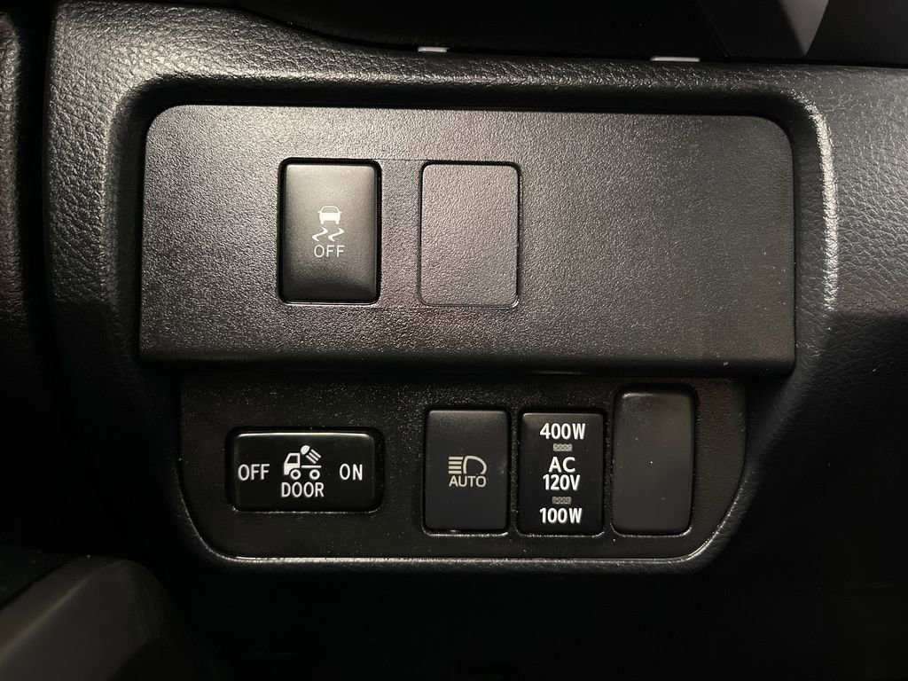 Certified 2021 Toyota Tacoma TRD Off-Road w/ Technology Package AWD/4WD image 28