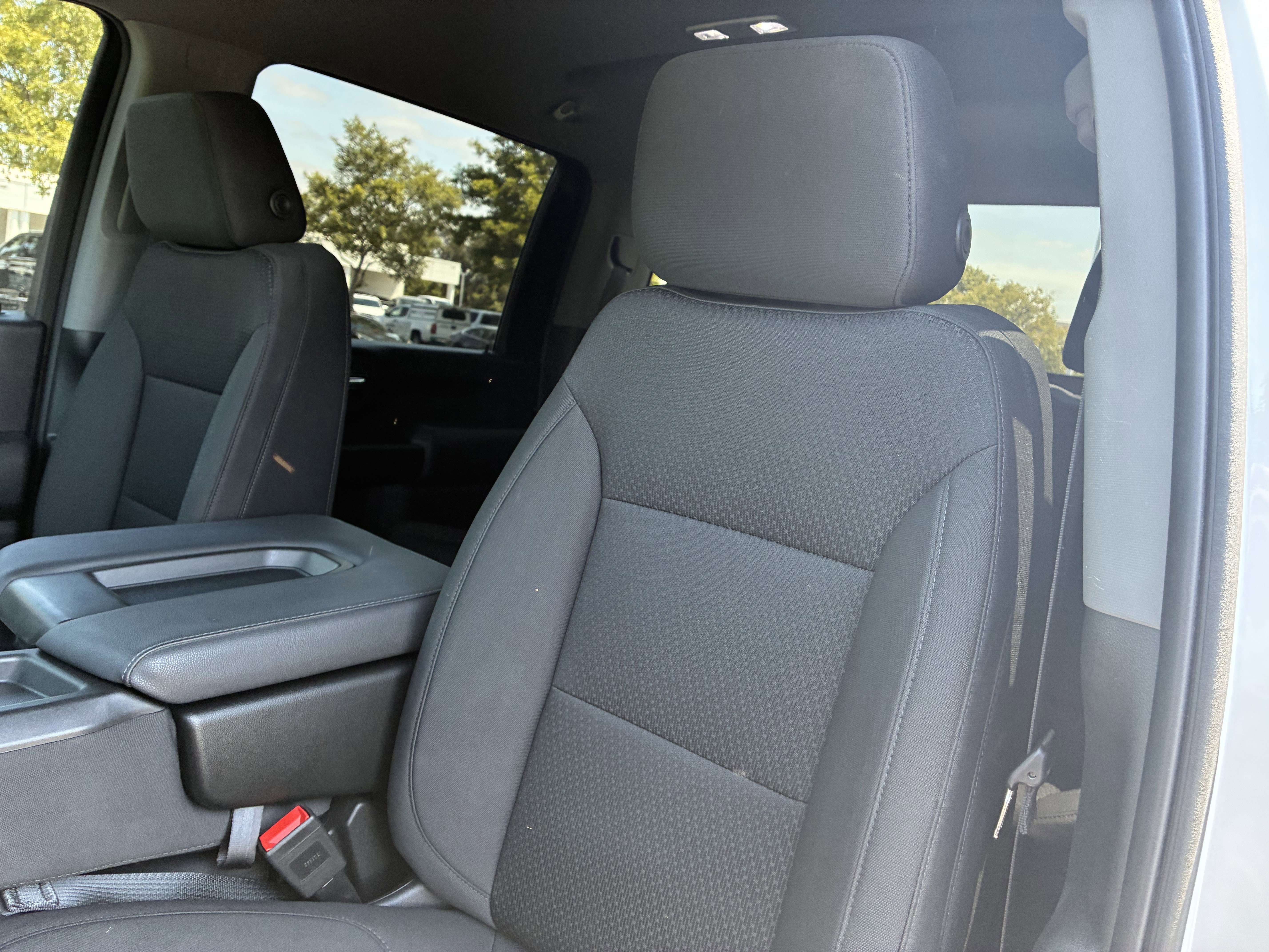 Used 2023 Chevrolet Silverado 2500 Custom AWD/4WD image 21