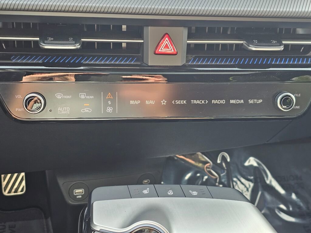 Certified 2023 Kia EV6 GT AWD/4WD image 17