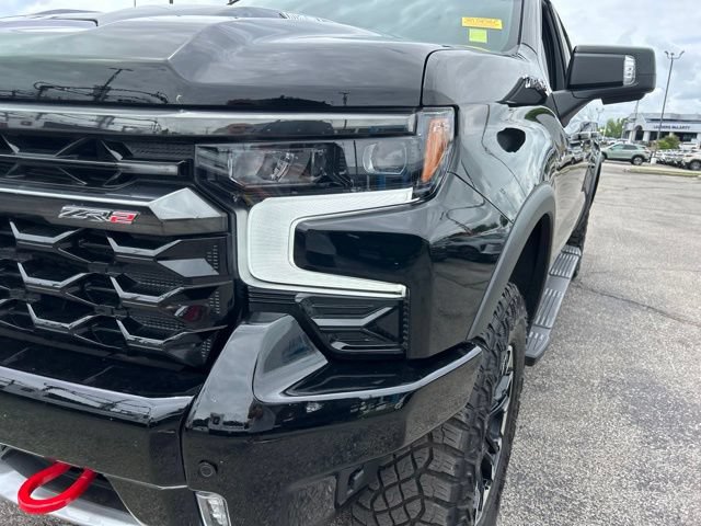 Used 2026 Chevrolet Silverado 1500 ZR2 AWD/4WD image 9