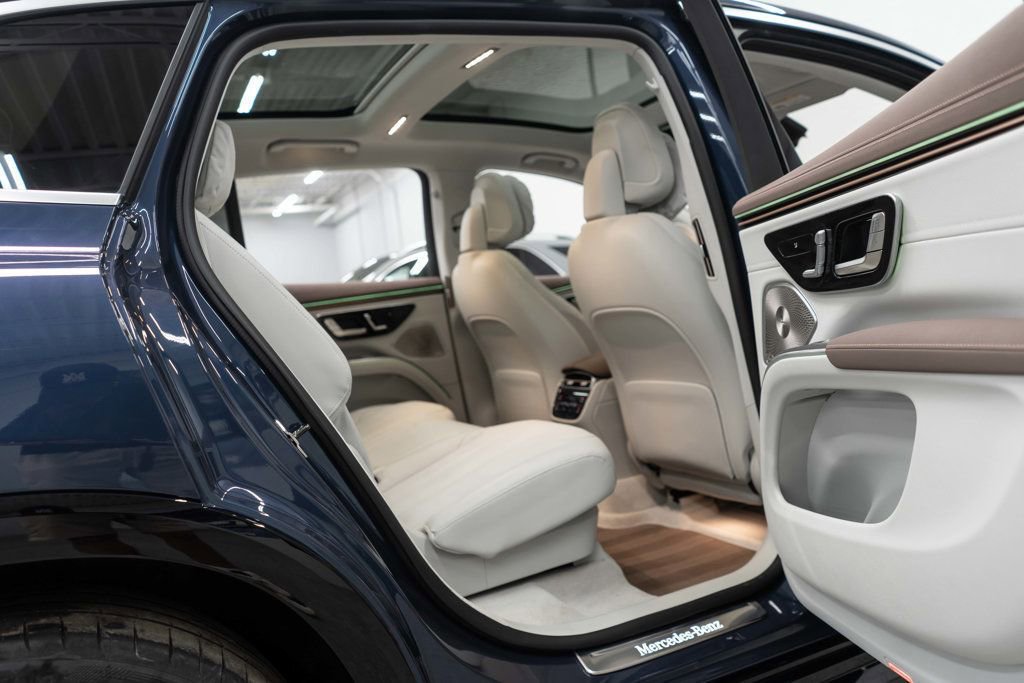 Used 2023 Mercedes-Benz EQS 450+ 4MATIC SUV w/ AMG Line Exterior Package image 12