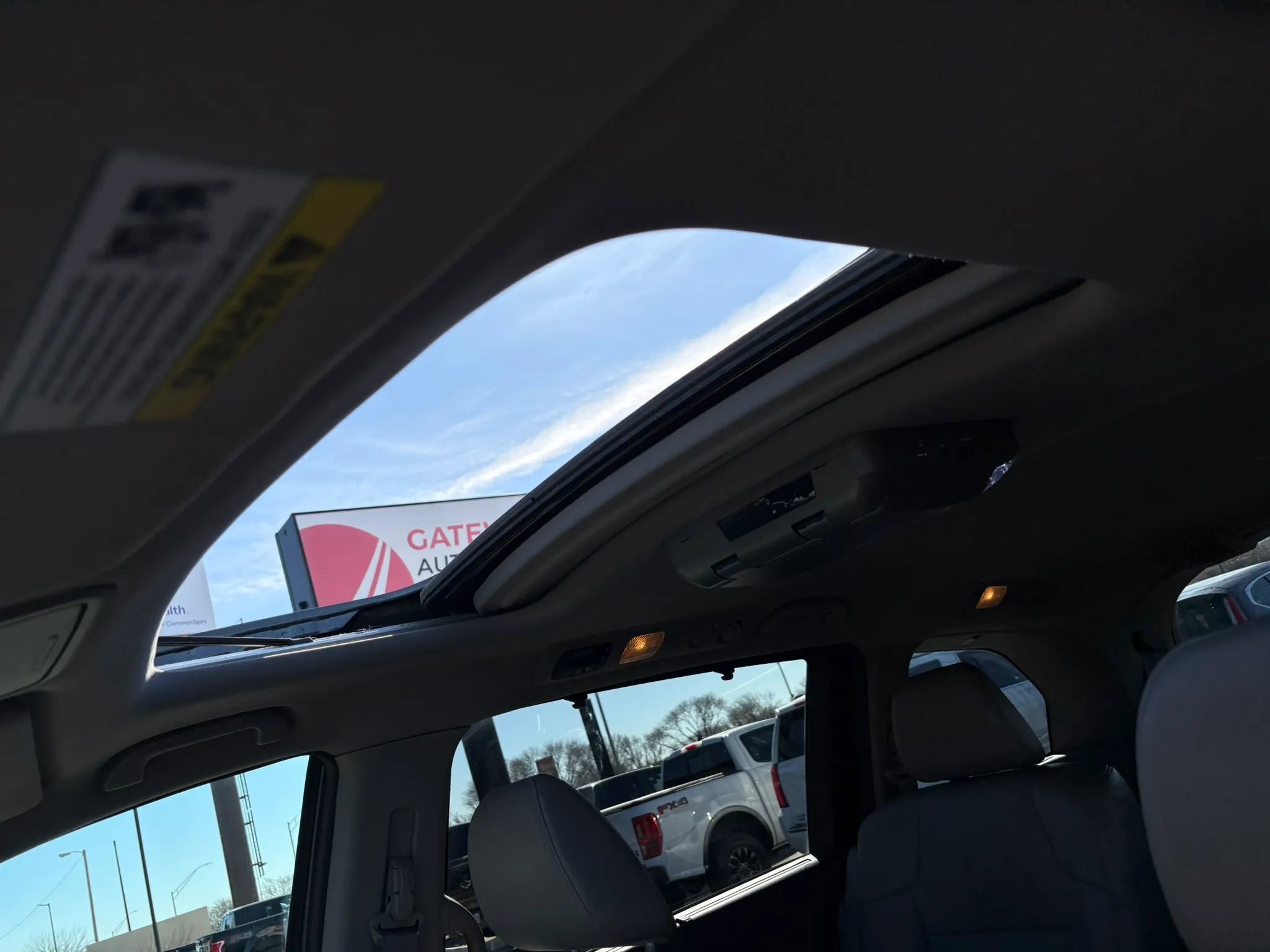 Used 2014 Honda Odyssey EX-L image 26