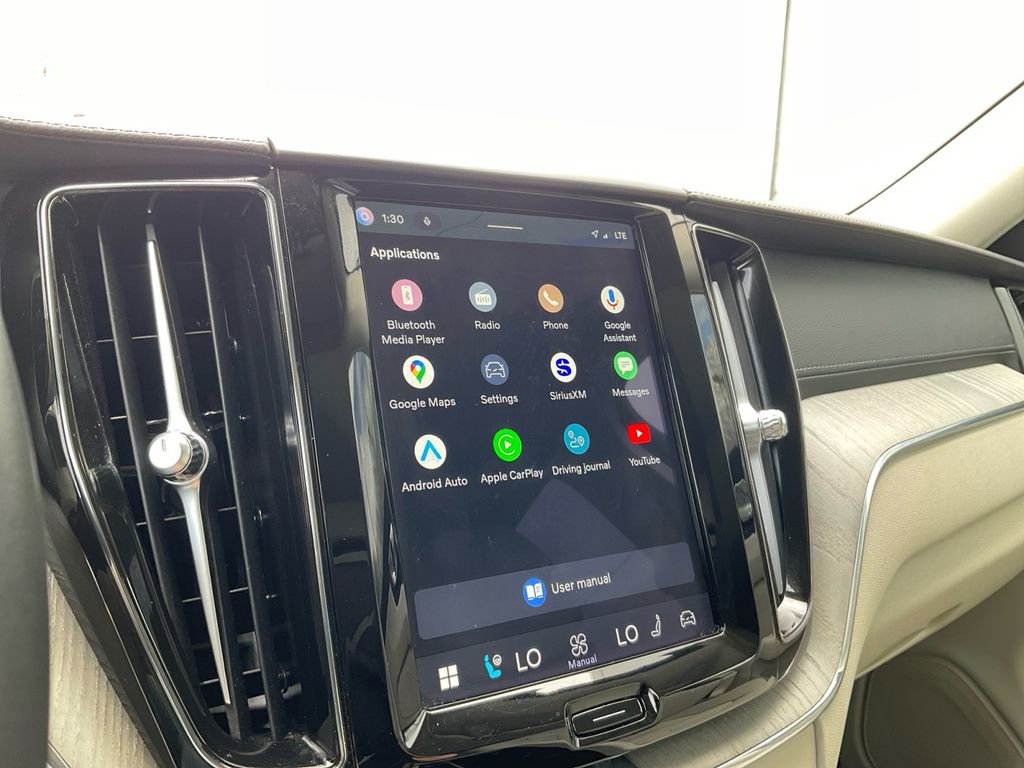 Certified 2023 Volvo XC60 B6 Ultimate w/ Protection Package Premier image 21