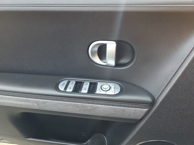 Used 2023 Hyundai Ioniq 5 SEL image 10