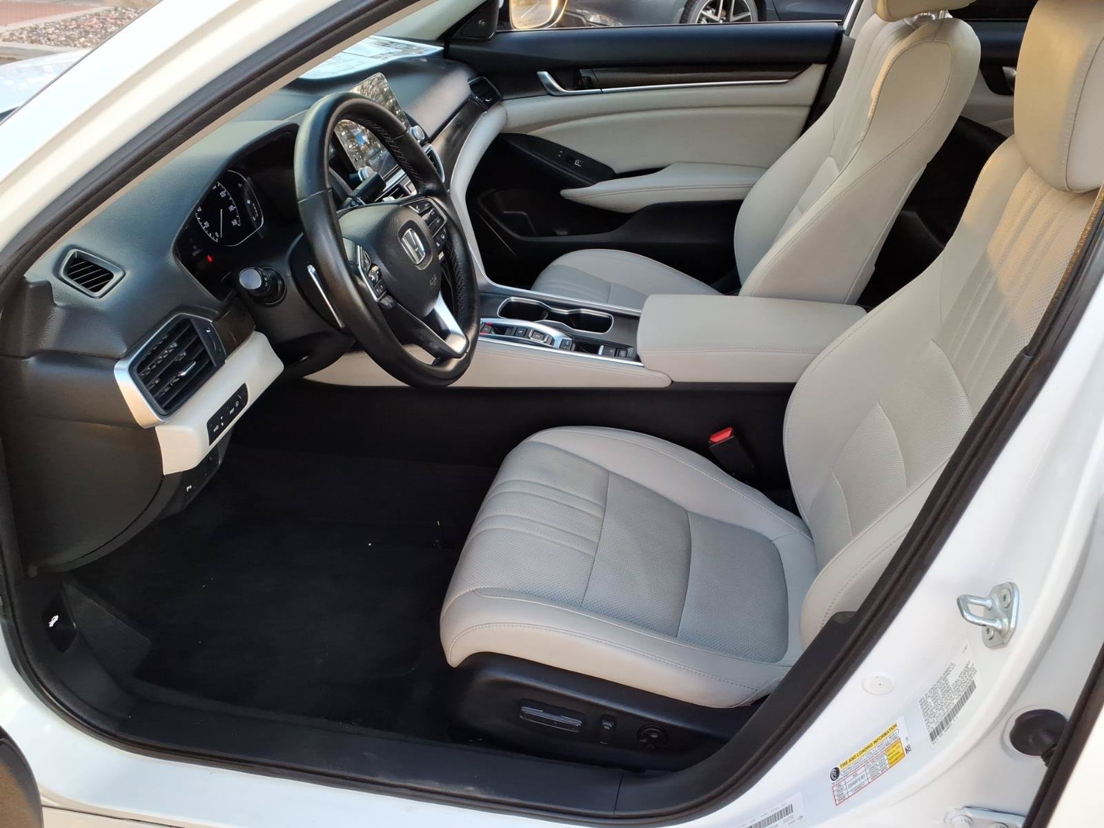 Used 2022 Honda Accord Touring image 15