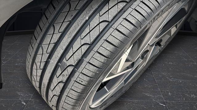 Used 2024 Hyundai Elantra Limited FWD image 35