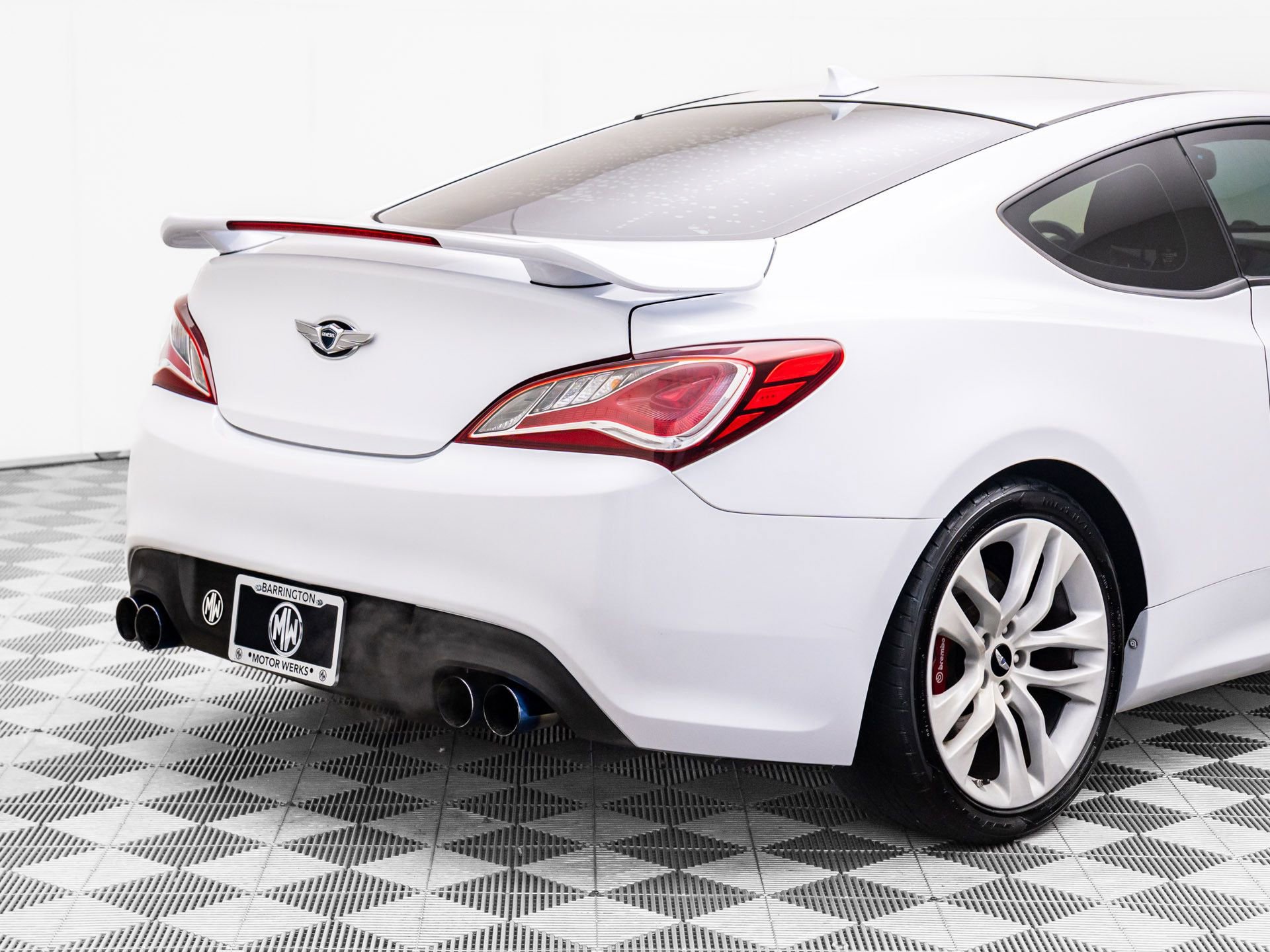 Used 2013 Hyundai Genesis 3.8 image 30