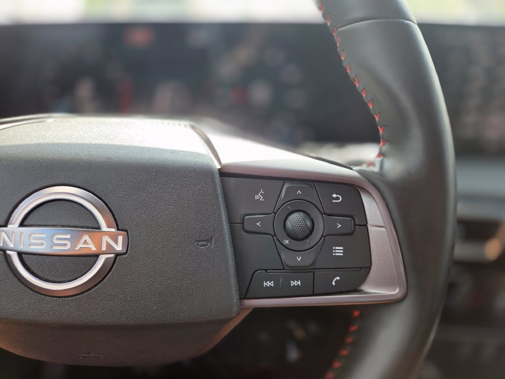 Used 2026 Nissan Sentra SR w/ Floor Mat Package FWD image 19