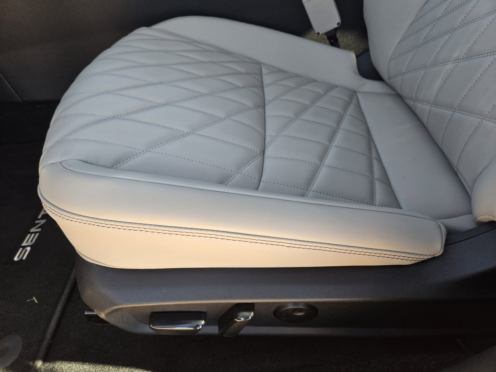 New 2026 Nissan Sentra SL image 23