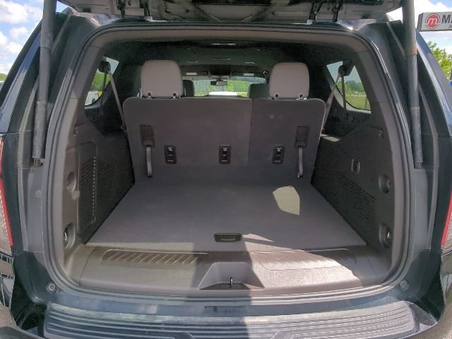 Used 2022 Chevrolet Suburban LT AWD/4WD image 36