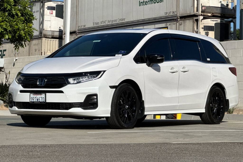 Certified 2025 Honda Odyssey Sport-L image 11