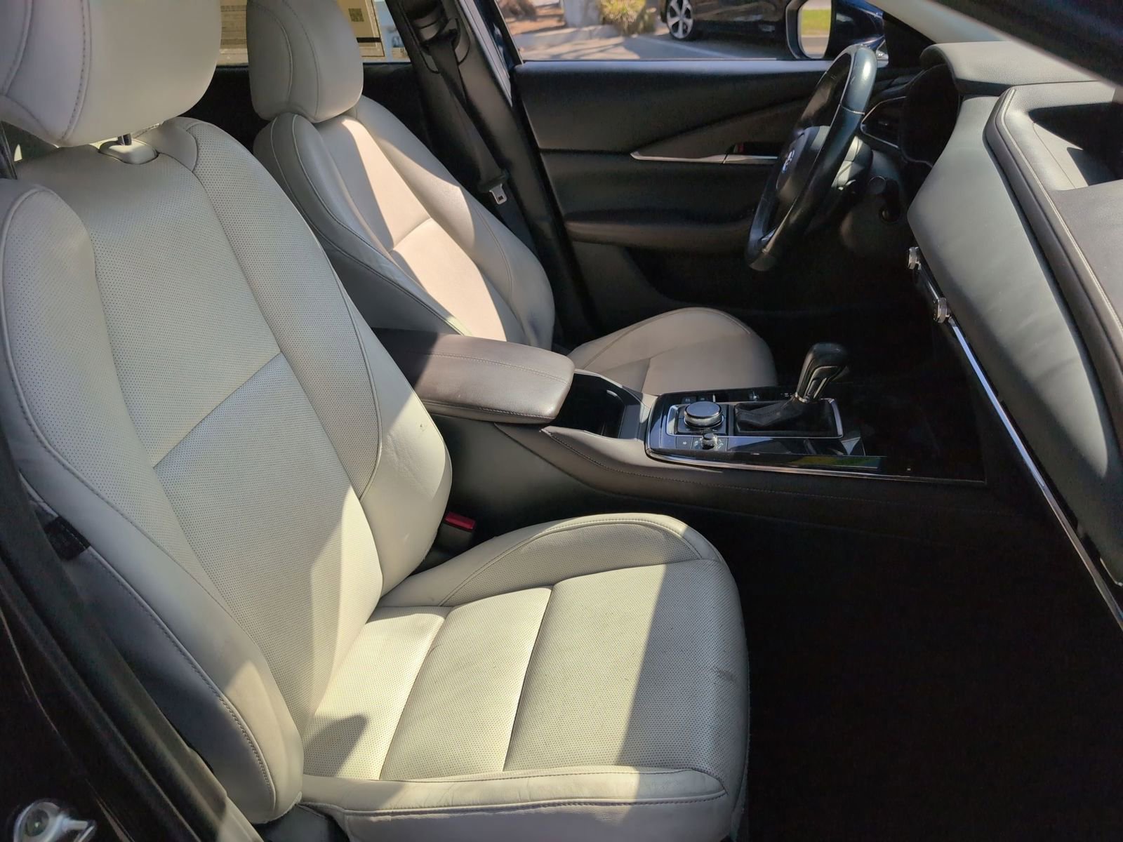 Used 2021 MAZDA CX-30 FWD 2.5 S w/ Premium Package image 31