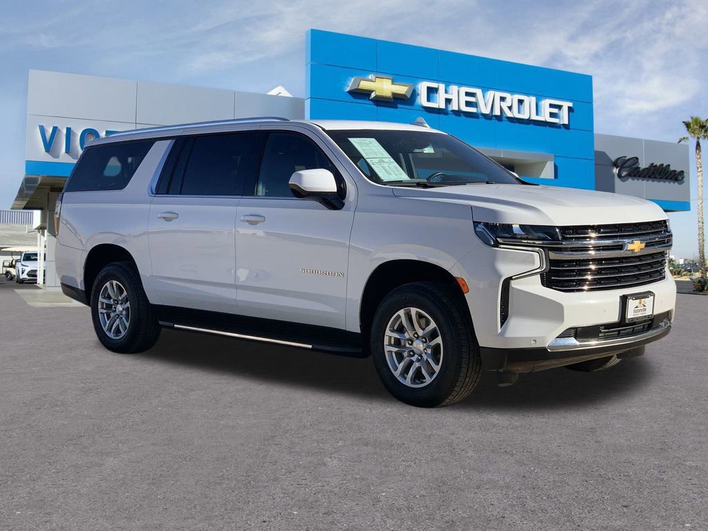 Certified 2024 Chevrolet Suburban LT image 3