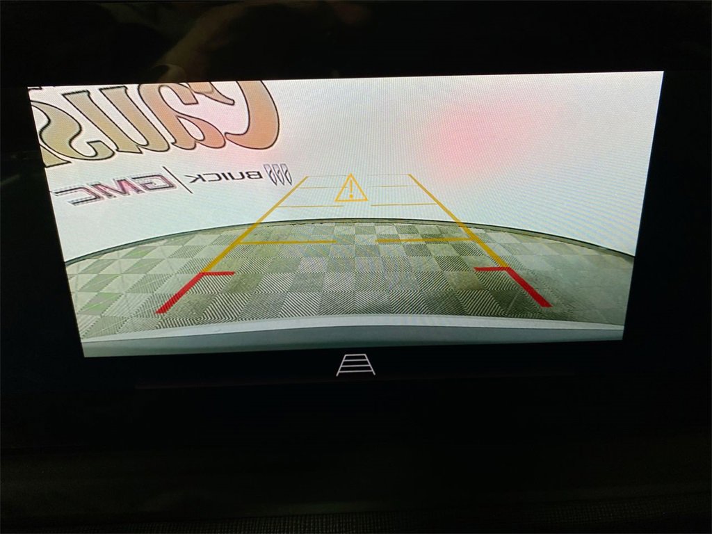 Used 2025 Buick Envista Preferred w/ Convenience I Package image 17