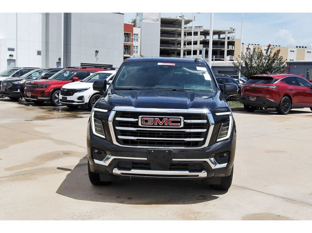 Used 2025 GMC Yukon Elevation w/ LPO, Floor Liner Package RWD image 2