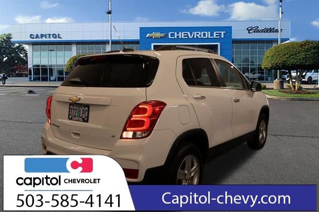 Used 2019 Chevrolet Trax LT w/ LT Convenience Package AWD/4WD image 3