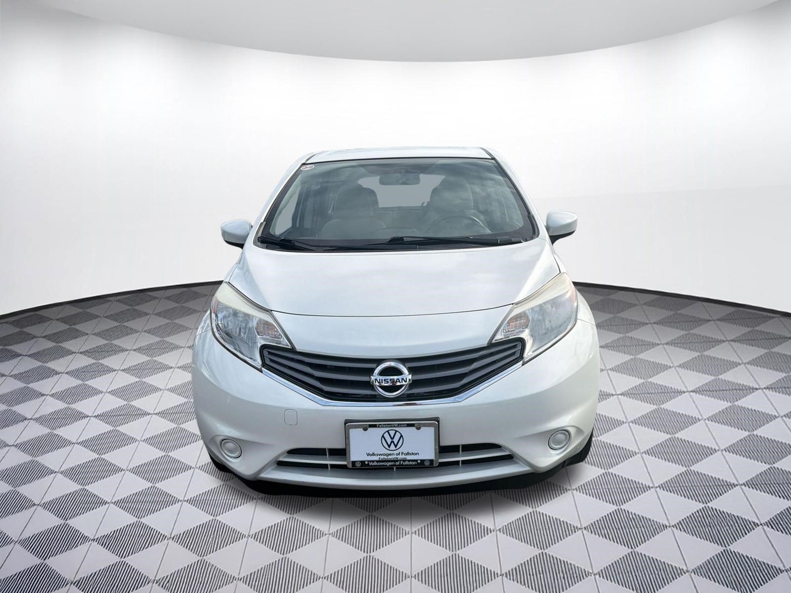 Used 2015 Nissan Versa Note SV FWD image 6