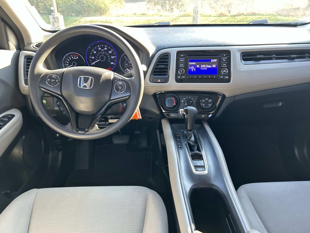 Used 2022 Honda HR-V LX image 15