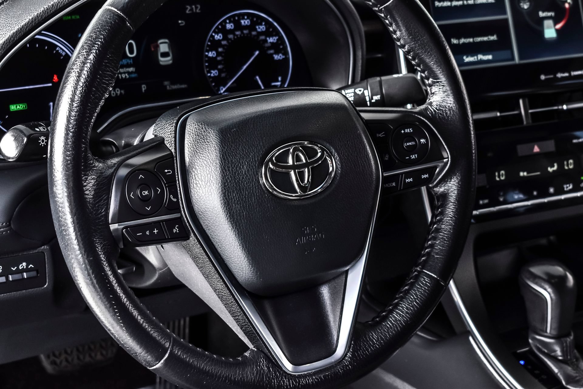 Used 2020 Toyota Avalon XLE w/ Moonroof Package FWD image 18