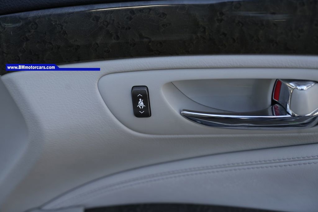 Used 2007 Lexus LS 460 image 32