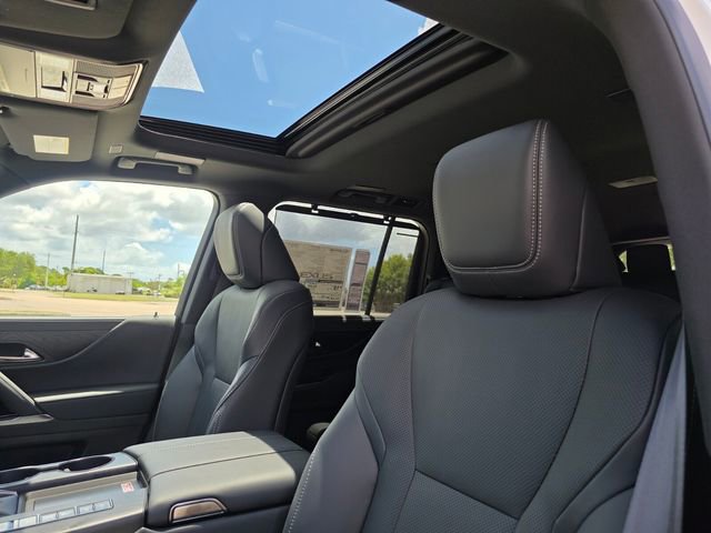 New 2026 Lexus LX 600 4WD w/ Luxury Package image 24