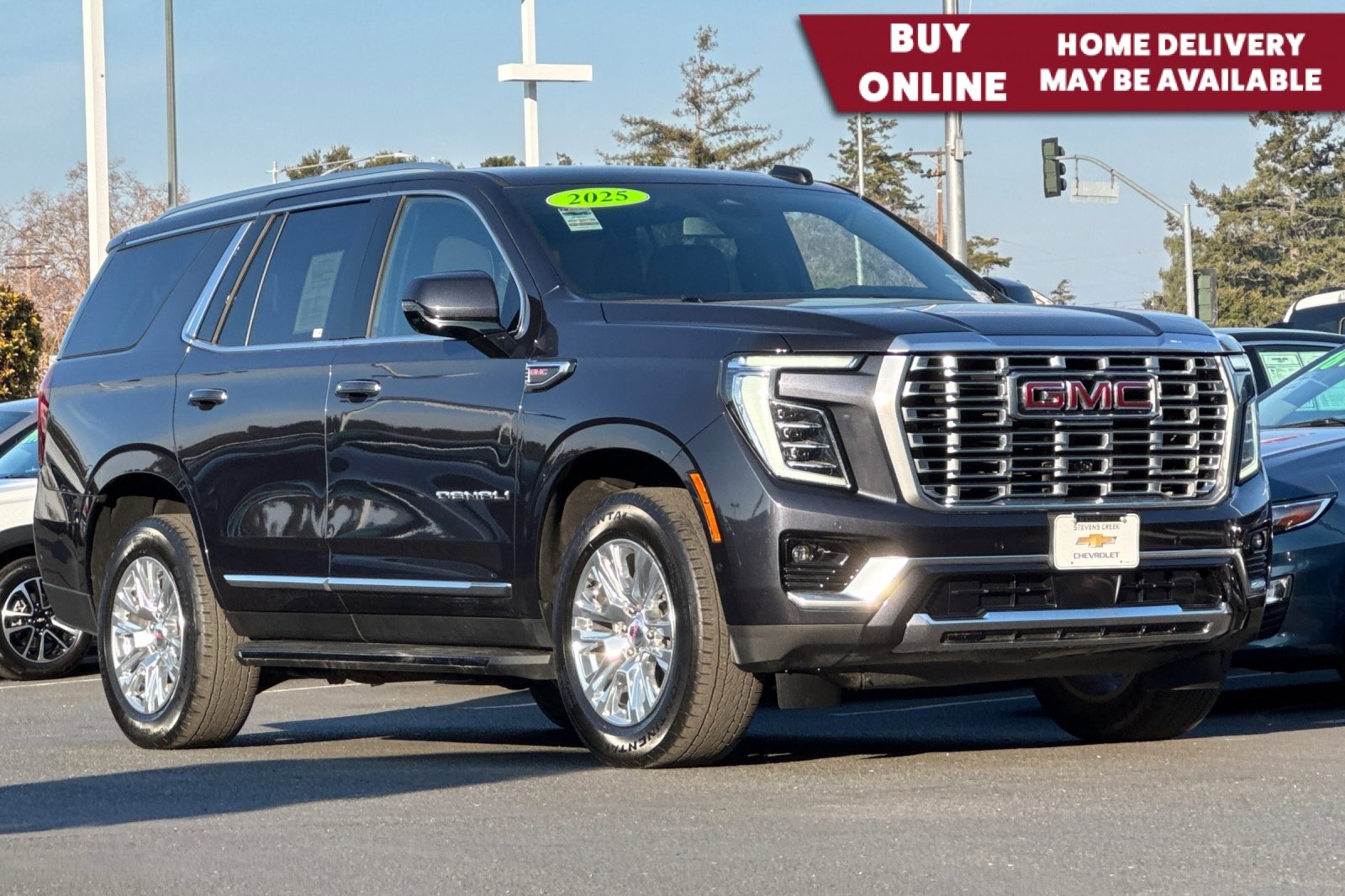 Used 2025 GMC Yukon Denali image 1