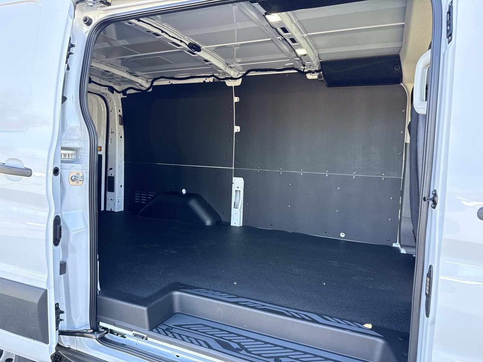 New 2026 Ford Transit 150 Low Roof w/ Load Area Protection Package RWD image 11