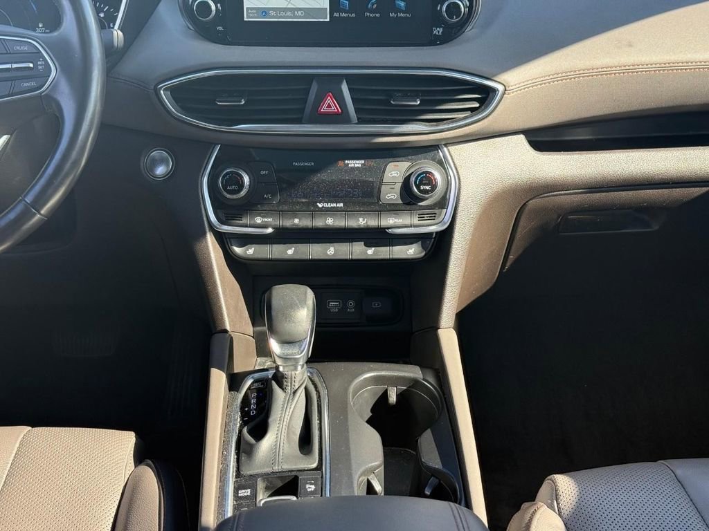 Used 2020 Hyundai Santa Fe Limited w/ Cargo Package image 9