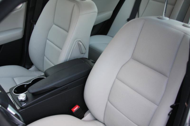 Used 2013 Mercedes-Benz C 300 Sport image 30